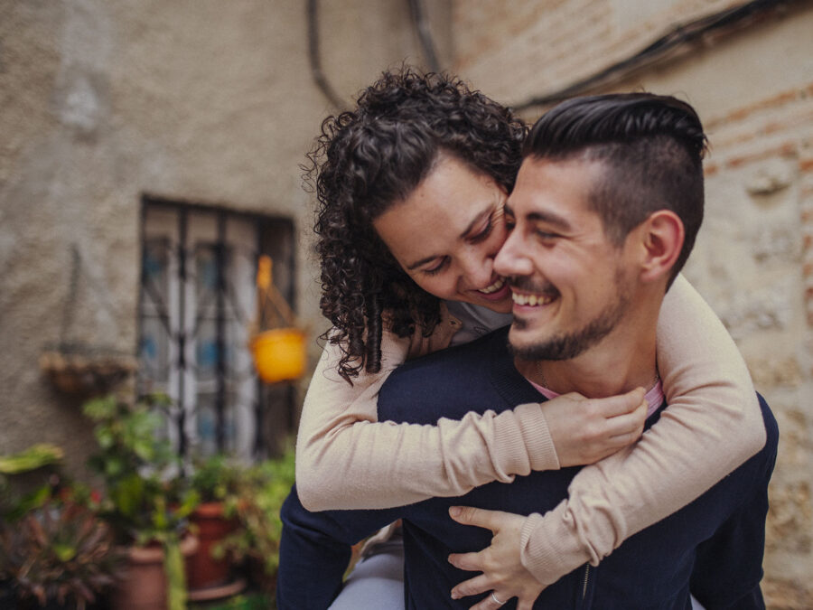 Reportaje de Preboda de Victoria y Miguel en Simancas: Un Paseo Romántico por la Historia